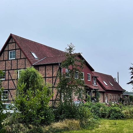 Op'N Doerp Apartments Barsbek المظهر الخارجي الصورة