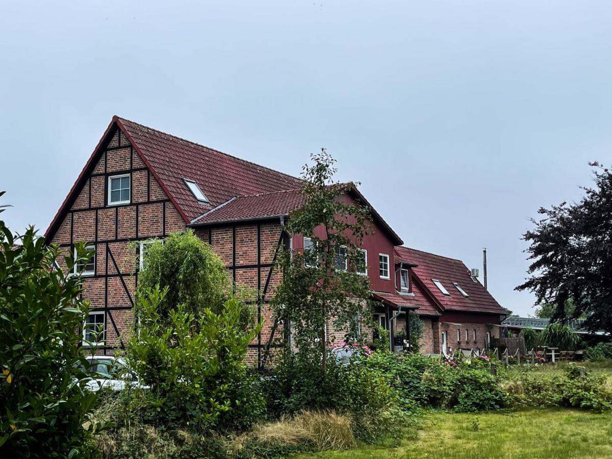 Op'N Doerp Apartments Barsbek المظهر الخارجي الصورة